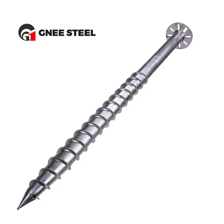 Kuumasinkitty maaruuvi